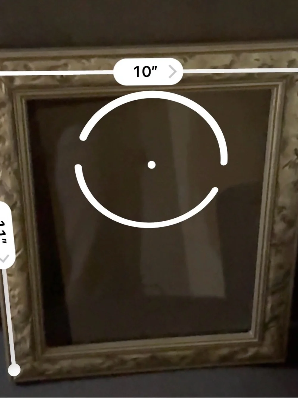 Antique-Style Decorative Picture Frame in Aged Gold